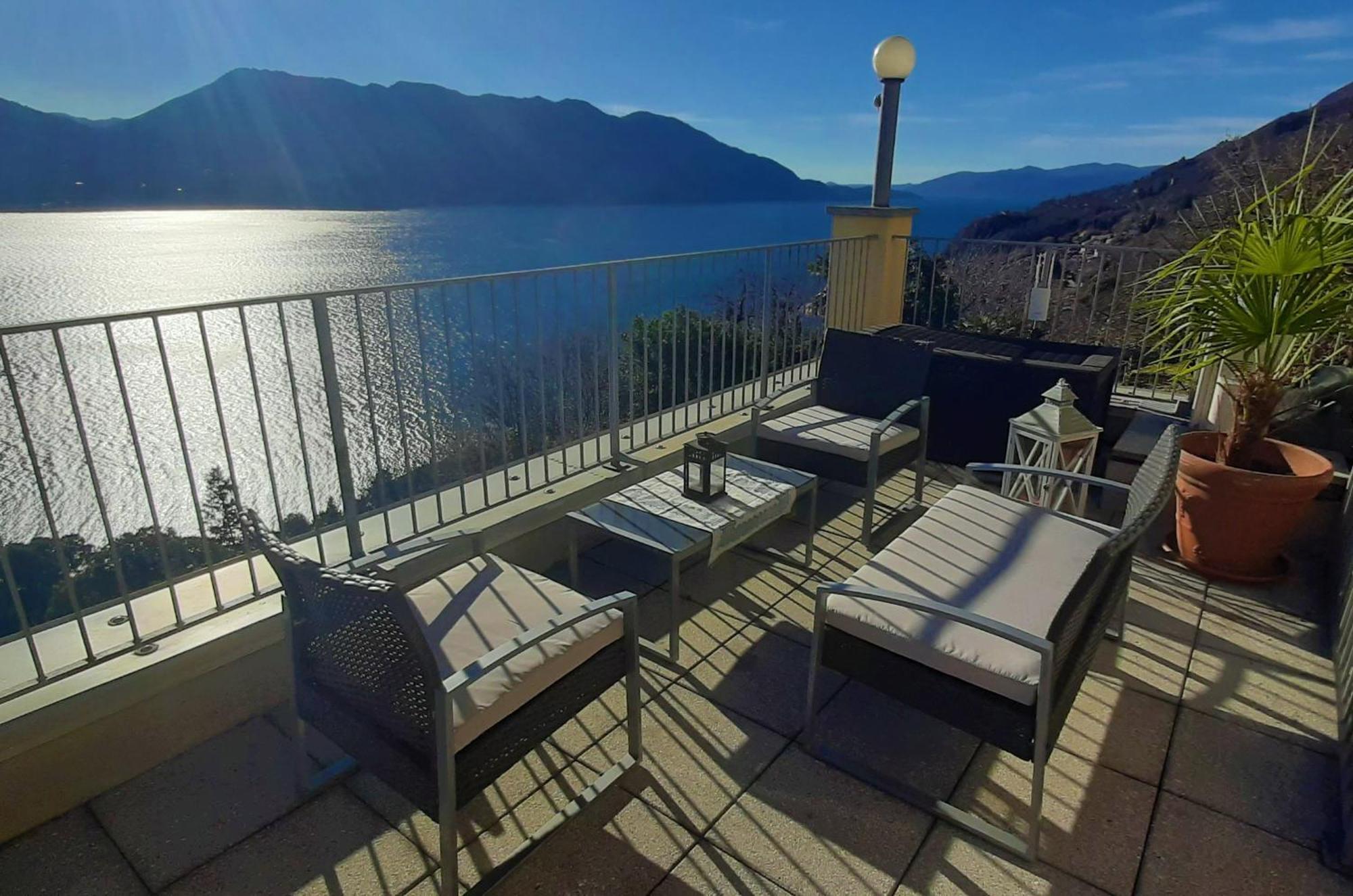 Residenza Le Camelie Apartment Oggebbio Exterior photo