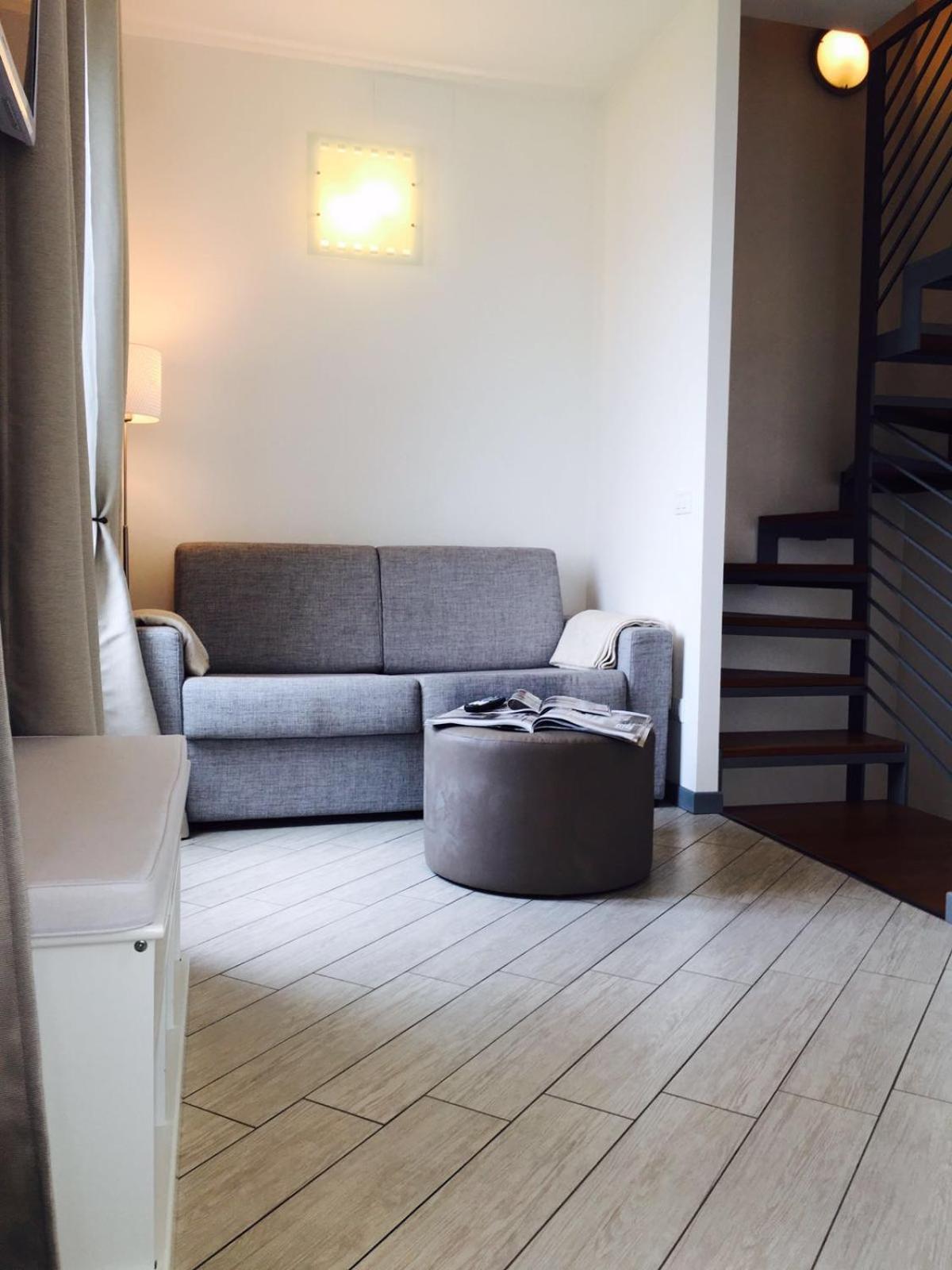 Residenza Le Camelie Apartment Oggebbio Exterior photo